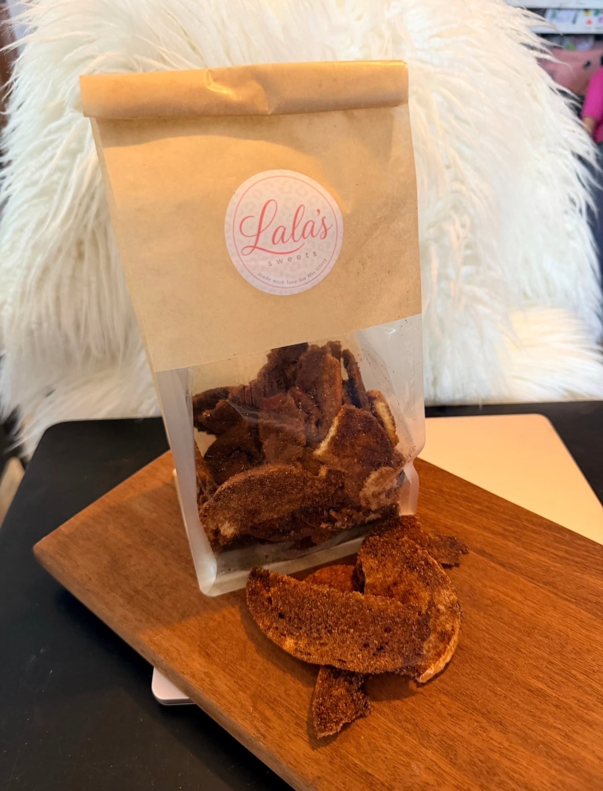 Cinnamon Bagel Crisps by Lala's Sweets